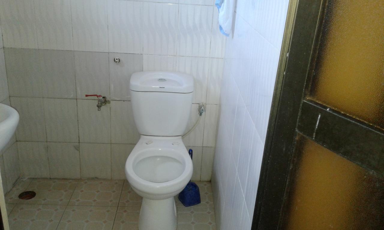 Jj & Je Family House Hostel Dar es Salaam Bagian luar foto