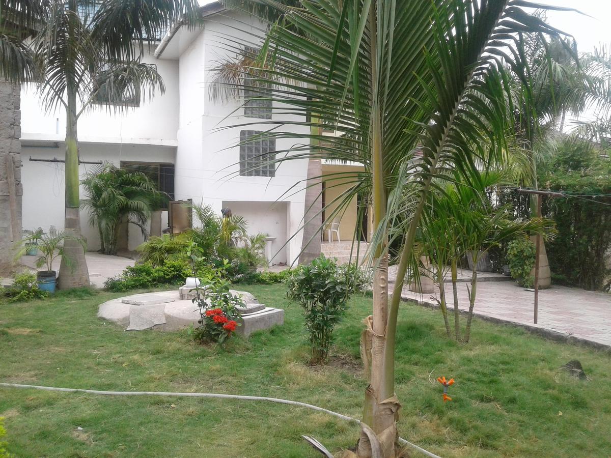 Jj & Je Family House Hostel Dar es Salaam Bagian luar foto