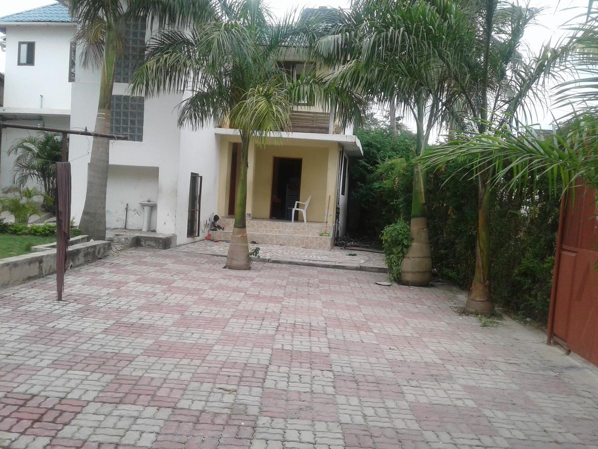 Jj & Je Family House Hostel Dar es Salaam Bagian luar foto